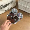 Zapatos de Princesa Nuevos para Niñas Primavera y Otoño Moda Cuadros Pequeños Retro Zapatos de una Sola Pieza Zapatos de Baile Pequeños de Cereza para Niñas