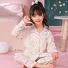 Nuevos Pijamas Infantiles 2026 para Primavera y Otoño, Estilo Delgado de Algodón Nube de Manga Larga, Ropa de Casa Moderna de Otoño para Niñas y Niñas Pequeñas