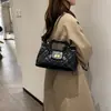2026 Nuevo Bolso Cruzado de Cadena de Rejilla de Diamantes de Lujo Ligero de Nicho Bolso de Mujer Bolso de Hombro Versátil de Moda