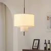 Lustre de quarto vintage estilo francês com um toque retrô e sofisticado, adequado para sala de estar e sala de jantar, apresentando um abajur de tecido de camada dupla e cordão para pendurar
