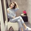 Conjunto Feminino Moderno Estilo Coreano, Novo Conjunto Casual de Duas Peças com Top com Capuz de Manga Longa Off-Shoulder e Calça Cropped Estilo Japonês para Primavera e Outono