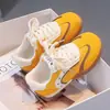 Zapatos estilo alemán para niños, color block, versión coreana, estilo nuevo, zapatillas de plataforma, 2026, primavera y otoño, suela plana, versátiles, zapatillas blancas pequeñas, zapatillas deportivas casuales, modernos
