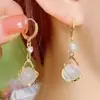 Aguja de plata 925, diseño de nicho, aretes de puesto de mercado nocturno, fuente mayorista, aretes de moda estilo coreano, aretes populares