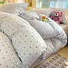 2026 Novo Conjunto de Roupa de Cama de Algodão 100% Quatro Peças Lençol de Cama Totalmente Algodão Capa de Edredom Estilo Fresco Conjunto de Roupa de Cama de Três Peças para Dormitório de Estudante