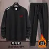 Conjunto Esportivo Masculino 2025 Inverno Novo Estilo Simples Moda Tendência Moletom Calça Casual Conjunto de Duas Peças de Veludo de Inverno