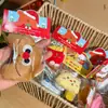 Bonecas de Pelúcia Tendência Xiaohongshu para Casamento Chaveiros de Pelúcia Pingentes de Boneca Fofos Presentes de Aniversário Atacado