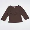 Camiseta de manga media para mujer, cuello cruzado, estilo europeo y americano, corte ajustado, escote en V pronunciado, diseño básico de punto liso, elegante y estilizante.