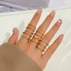 Conjunto de anéis multi-articulações abertos transfronteiriços europeus e americanos de 22 peças, anel de amor feminino com design de nicho retrô.