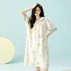 Vestido Pijama Feminino de Verão Soltinho de Algodão Fino com Mangas Curtas Estampado Floral Tamanho Grande Robe de Nuvem