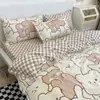 Juego de sábanas de cuatro piezas, funda de edredón, juego de tres piezas para dormitorio individual de estudiante de invierno, funda de edredón individual cepillada, ropa de cama de dibujos animados