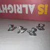 Clavos para Hélice de Hueso de Oreja de Acero de Titanio Incrustados con Diamantes de Saturno con Goteo de Color, Clavos de Oreja de Vidriado Goteante, Pendientes Retro Elegantes Simples, Estilo Nuevo