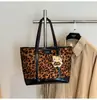 Bolso de Hombro Estilo Perezoso con Estampado de Leopardo Retro para Mujer 2025 Nuevo Estilo de Invierno Estilo Coreano para la Clase y el Trabajo Bolso Tote de Axila