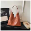 E-commerce Transfronteiriço Novo Estilo Bolsa de Mão Feminina Grande Capacidade Cor Sólida Textura Versátil Bolsa de Axila Bolsa Tote de Ombro Único Venda por Atacado