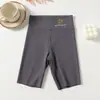 Leggings de Tiburón de Cinco Puntos para Niñas Verano Ropa Exterior Delgada Cintura Alta Ajustados Yoga Aéreo Barbie Pantalones Cortos para Niños