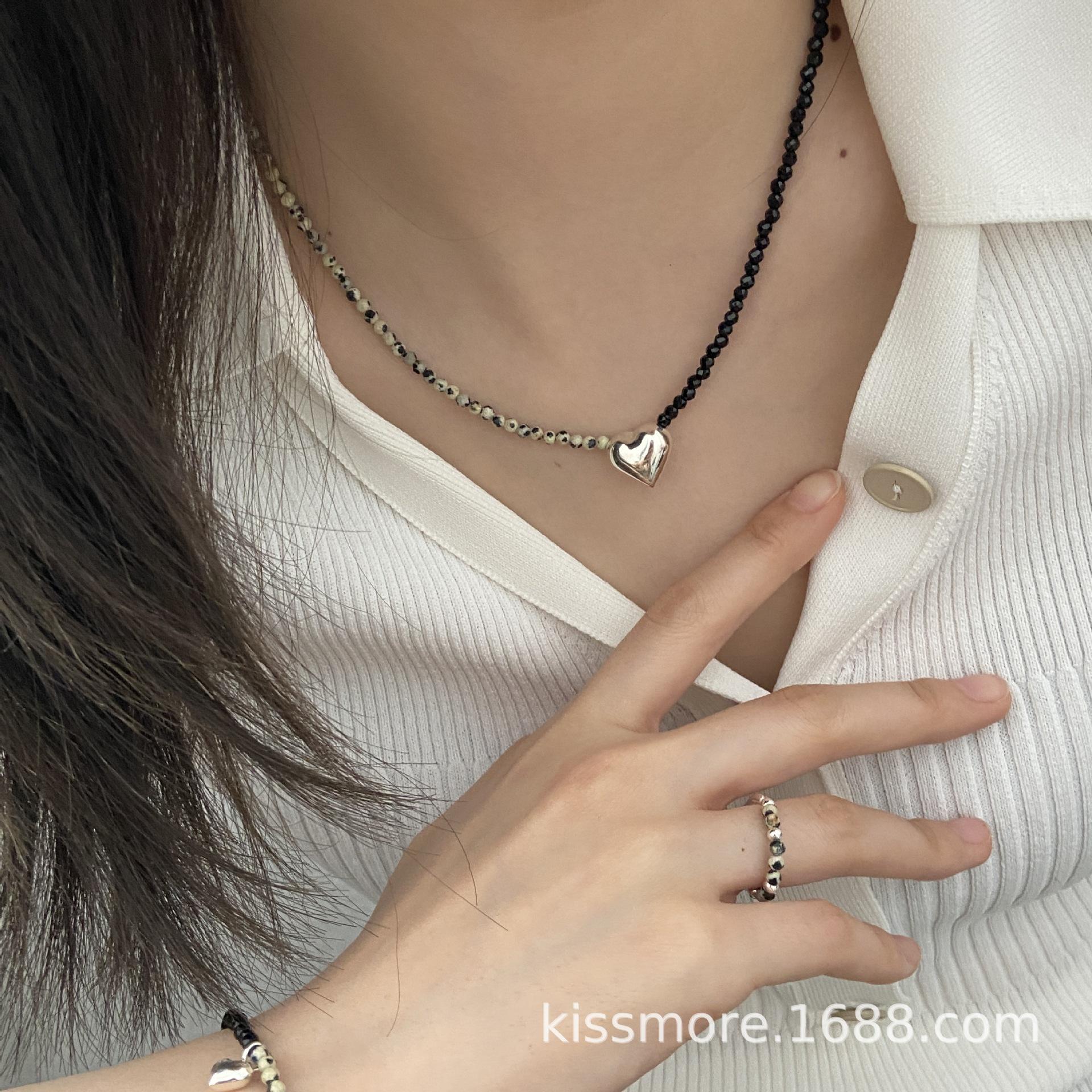 斑点石合成黑尖晶爱心纯银项链15.jpg