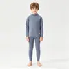 Conjunto de ropa interior térmica para niños, que incluye capas base térmicas de seda y lana, camisetas interiores de cuello alto y pantalones térmicos engrosados, tanto para niños como para niñas.