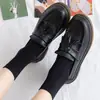 Calcetines negros para mujer calcetines de media pantorrilla al por mayor ins estilo coreano de moda calcetines de felpa para primavera y otoño calcetines cortos estilo japonés jk con zapatos pequeños de cuero
