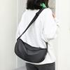 Bolso Cruzado de Moda de Marca Trendy Bolso de Hombro Simple y Atmosférico Bolso Trendy Bolso del Mismo Estilo para Hombre y Mujer Bolso Comodín para Ir al Trabajo
