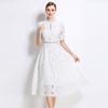 Vestido de Moda de Alta Gama de Manga Corta para Mujer 2025 Nuevo Francés Industria Pesada Cut Out Encaje de Crochet Cintura Falda Larga Elegante