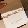 Pulsera Simple de Gota de Agua con Circonita de Colores para Mujer, Pulsera de Moda de Alta Gama y Elegante, Joyería de Mano Versátil Estilo Palacio Retro para Mujer