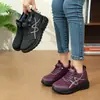 Zapatos de algodón para hombre y mujer, cálidos, suela suave, de caña alta, engrosados para invierno, antideslizantes, mismo estilo que para personas mayores, botas de algodón, casuales, para papá, forrados de felpa