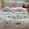 Conjunto de cama de quatro peças 100% algodão estilo ins modelo novo 2026 lençol de cama 100% algodão capa de edredom conjunto de cama para estudante dormitório individual conjunto de três peças 4