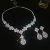 Aretes y Collar con Forma de Rombo de Circonita en Forma de Gota de Agua para Mujer, Aretes Sencillos con un Toque de Lujo Ligero y Sensación de Alta Gama, Juego de Joyería Versátil al por Mayor