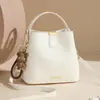 Bolso Tejido Vintage para Mujer 2025 Nuevo Bolso Cubo de Moda Versátil Bolso de Hombro Cruzado Bolso de Mano Transfronterizo para Mujer