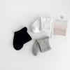 Nuevos Calcetines de Algodón Peinado para Niños y Niñas Otoño e Invierno Absorbentes de Sudor y Desodorantes Calcetines Deportivos