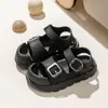 Sandalias para Niña 2025 Nuevo Verano Antideslizantes Suela Suave Niña Niños Medianos y Grandes Velcro Zapatos para Niños Pequeños Sandalias de Playa para Bebé