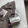 2026 Nuevo Bolso de Mano Tofu de Alta Apariencia Simple de Moda Bolso Cruzado Versátil con Cadena Elegante Casual para el Trabajo