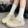 Tênis de Lona com Solado Grosso da Moda para Mulheres 2026 Verão Novo Slip-On Sapatos Preguiçosos Retro Finos Versáteis Tênis Casuais