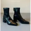 Botines Gruesos Versátiles Nuevos 2026 de Caña Corta Forrados de Felpa con Punta Puntiaguda Cálidos de Tacón Grueso para Mujer Botas Adelgazantes Moda Europea Americana Invierno