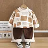 Conjunto de Ropa de Invierno de Terciopelo para Niños 2024 Nuevo de Invierno Conjunto de Dos Piezas Sudadera 1-5 Años Conjunto de Ropa de Invierno para Bebé