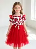 Colección de primavera y verano de Amazon transfronteriza: Vestido corto de manga abullonada de tul para niña, estampado de corazones rojos, corte A, con una falda grande y vaporosa de tejido de malla