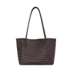 2026 Otoño Temprano Nuevo Bolso Retro Tejido Bajo el Brazo Bolso Cesta de Picnic para Mujer Bolso de Mano Elegante de Moda para Viajar
