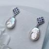 Aretes de Perla, Lujo Accesible y de Gama Alta Otoño e Invierno Aretes Barrocos de Zirconia Azul, Agujas de Plata 925, Venta al por mayor del fabricante