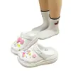 Nuevos Accesorios para Zuecos de Dibujos Animados de Bolitas, Gato Kt, Lazo, Encantos Desmontables Lindos para Zapatos DIY