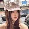 2025 Nuevo Estilo Coreano Fresco Gorra Plaid de Newsboy Primavera y Verano Literaria y Versátil Que Favorece la Cara Boina Pequeña