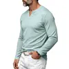 Camiseta base de punto acanalado elástico resistente para hombre, manga larga, cuello en V Henley, retro, simple, tipo chico duro, transfronteriza europea y americana, otoño e invierno