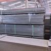 Tubo quadrado de alta resistência Q390b q420 Q460E tubo quadrado de aço carbono A36 tubo retangular galvanizado a quente para viga de automóvel