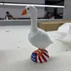 Nuevo producto transfronterizo: Adorno de ganso de resina para porche de Día Gratis, decoración de jardín de patio estilo americano, estatua de animal simulado para uso en exteriores