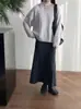 Saia midi plissada de tricô branca para mulheres, nova coleção outono/inverno 2026, cintura elástica, silhueta evasê, barra fluida, design de cauda de peixe, moderna