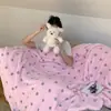 Manta suave y esponjosa con estampado de lunares estilo coreano, adecuada para usar como cubierta de sofá, manta de aire acondicionado o manta pequeña para el dormitorio