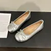 Zapatos de Estilo Francés con Lazo Retro Suave para Mujer, Nuevos Mocasines Planos de Suela Blanda Poco Profundos Primavera 2026
