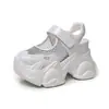 Sandalias de Plataforma para Mujer 2026 Verano Nuevo Estilo Malla Hueca Transpirables Ligeras Suela Suave Plataforma Zapatos de Malla de Suela Gruesa