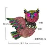 Broche Coruja de Diamante Colorido Pequeno, Alfinete Ouro Rosa, Acessório Versátil Estilo Vintage de Luxo Leve para Casaco e Terno Atacado