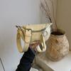 Bolsos Populares de Nicho de Este Año 2025 Nueva Moda Un Hombro Personalizado Verano Bolso Cruzado Bolso de Mujer Nicho Bolso Silla de Montar