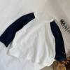 Gl-Kids Estilo K Otoño Nuevo Camiseta de Manga Larga Raglán de Color Bloqueado para Niños y Niñas Algodón Puro Versátil Camiseta Básica