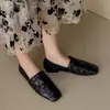 Mocasines tejidos de cuero completo por dentro y por fuera para mujer, zapatos de boca profunda, nuevos para primavera, puntera cuadrada, zapatos planos de cuero suave, zapatos de vestir para mujer, moda